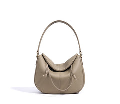 curved hobo bag with relaxed flap – LILAS