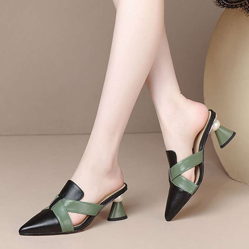 pointed leather mules with green cross straps and flared heels – VERONA