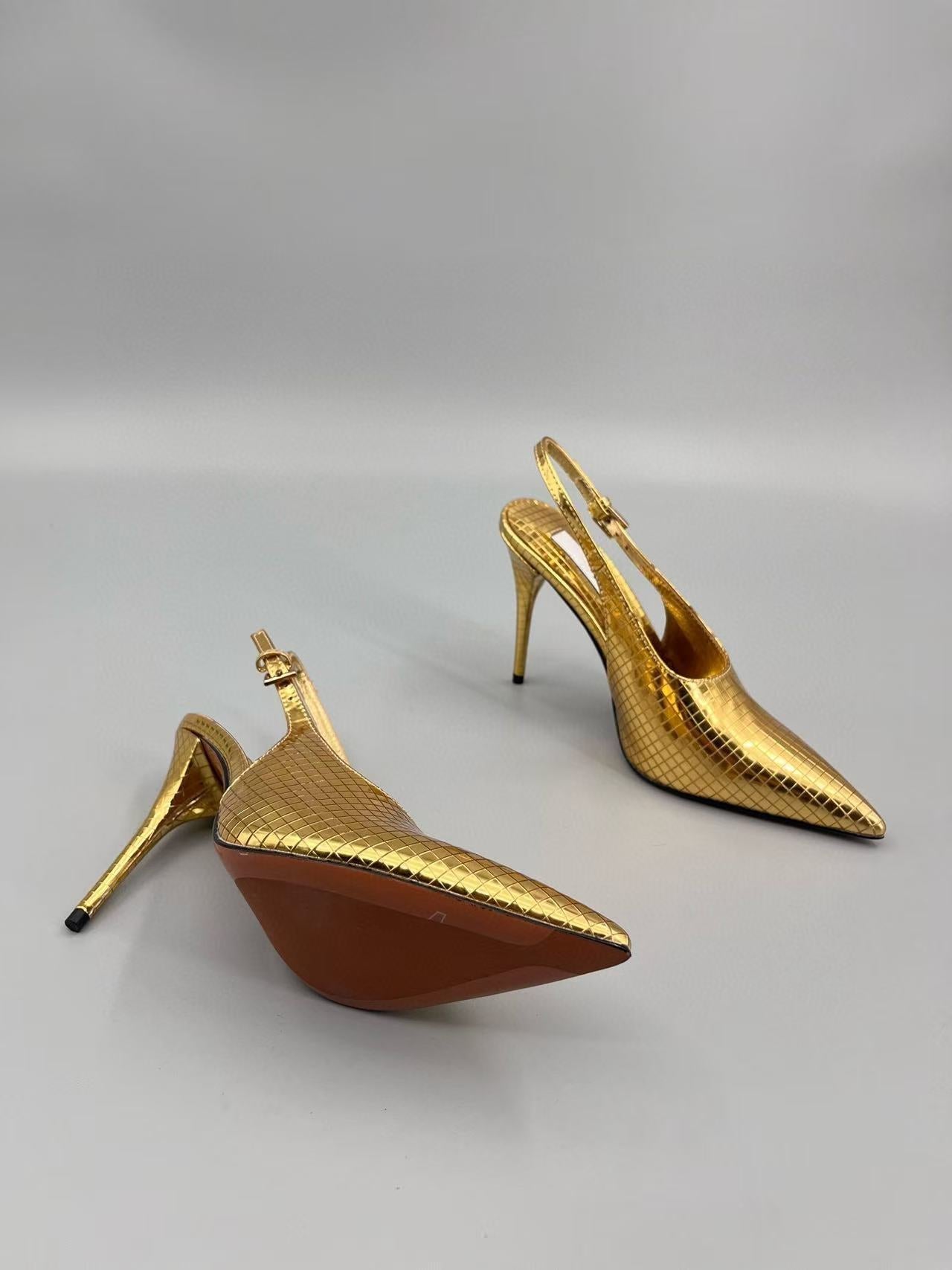 gold snakeskin slingback heels with pointed toe – VERA