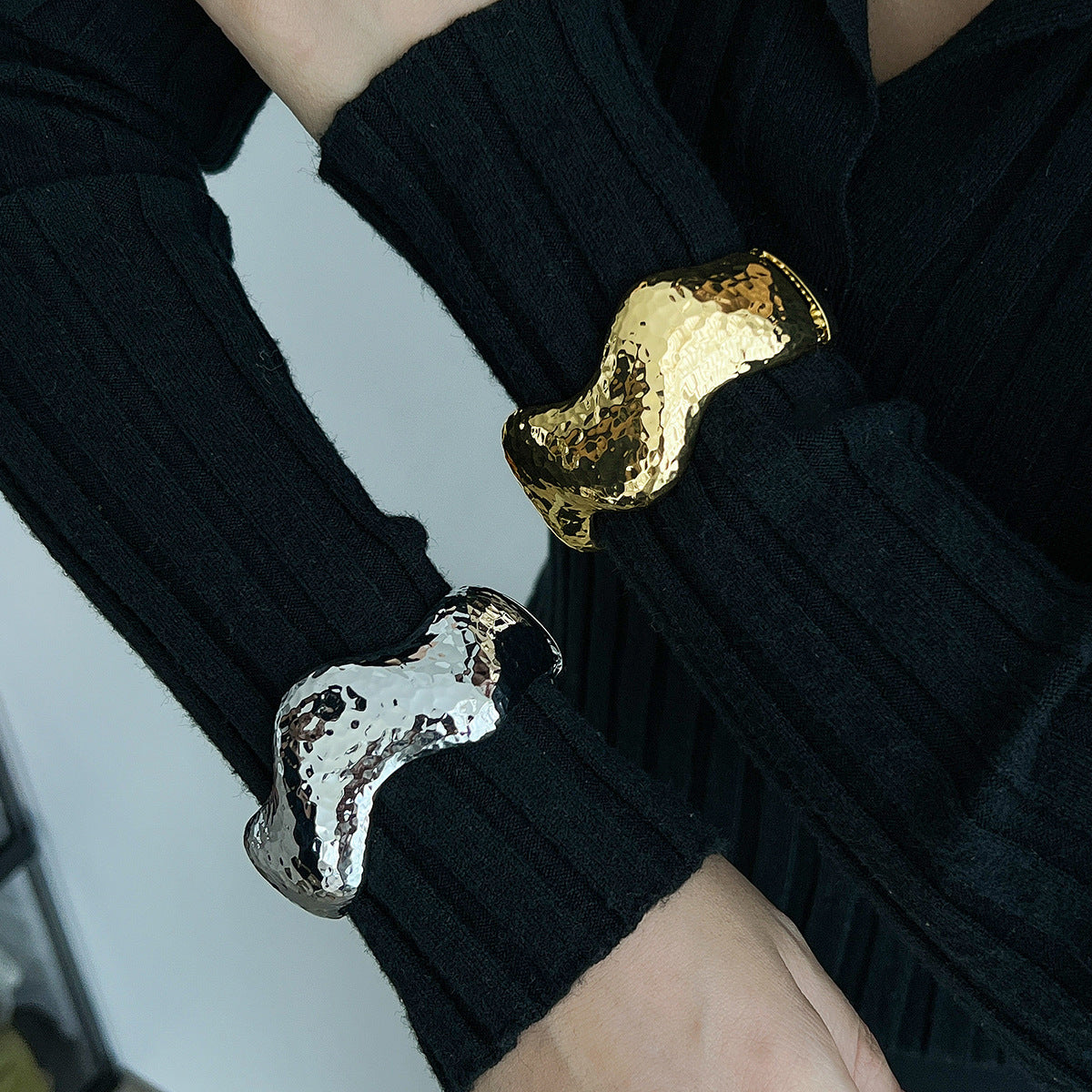 hammered wave cuff bracelet with sculptural curves – RAYAH