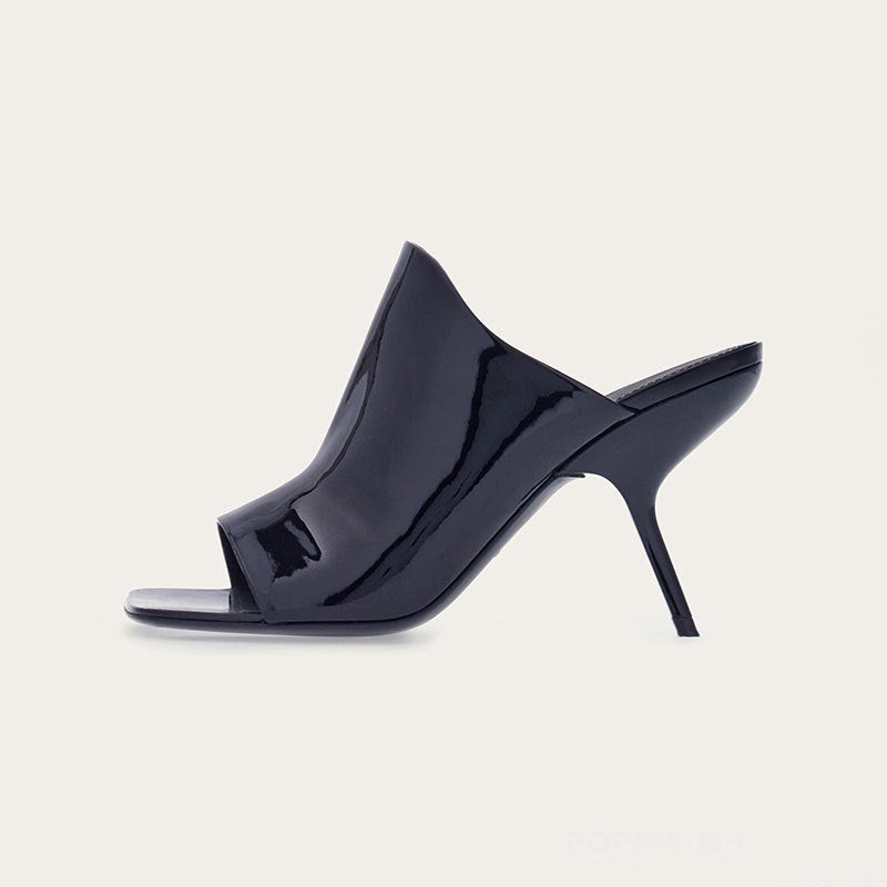 red patent leather mules with square open toe – VIXEN
