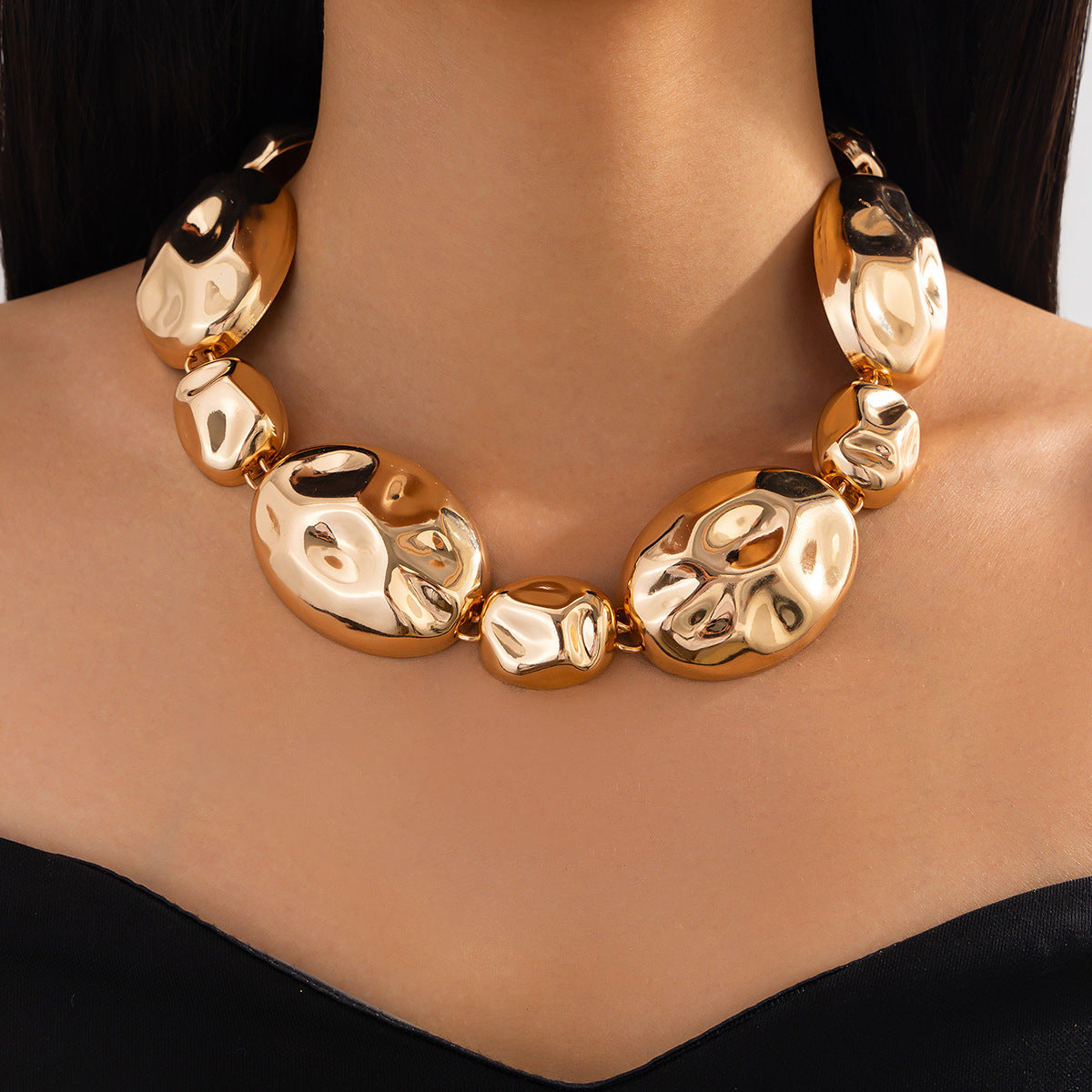 Chunky hammered oval necklace with organic links - Mastil