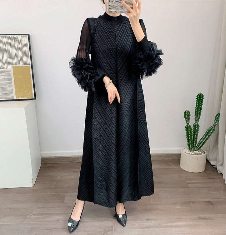pleated maxi dress with floral cuff sleeves – Volen