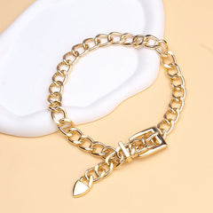 Chunky chain choker with buckle and heart pendant - Bebzi