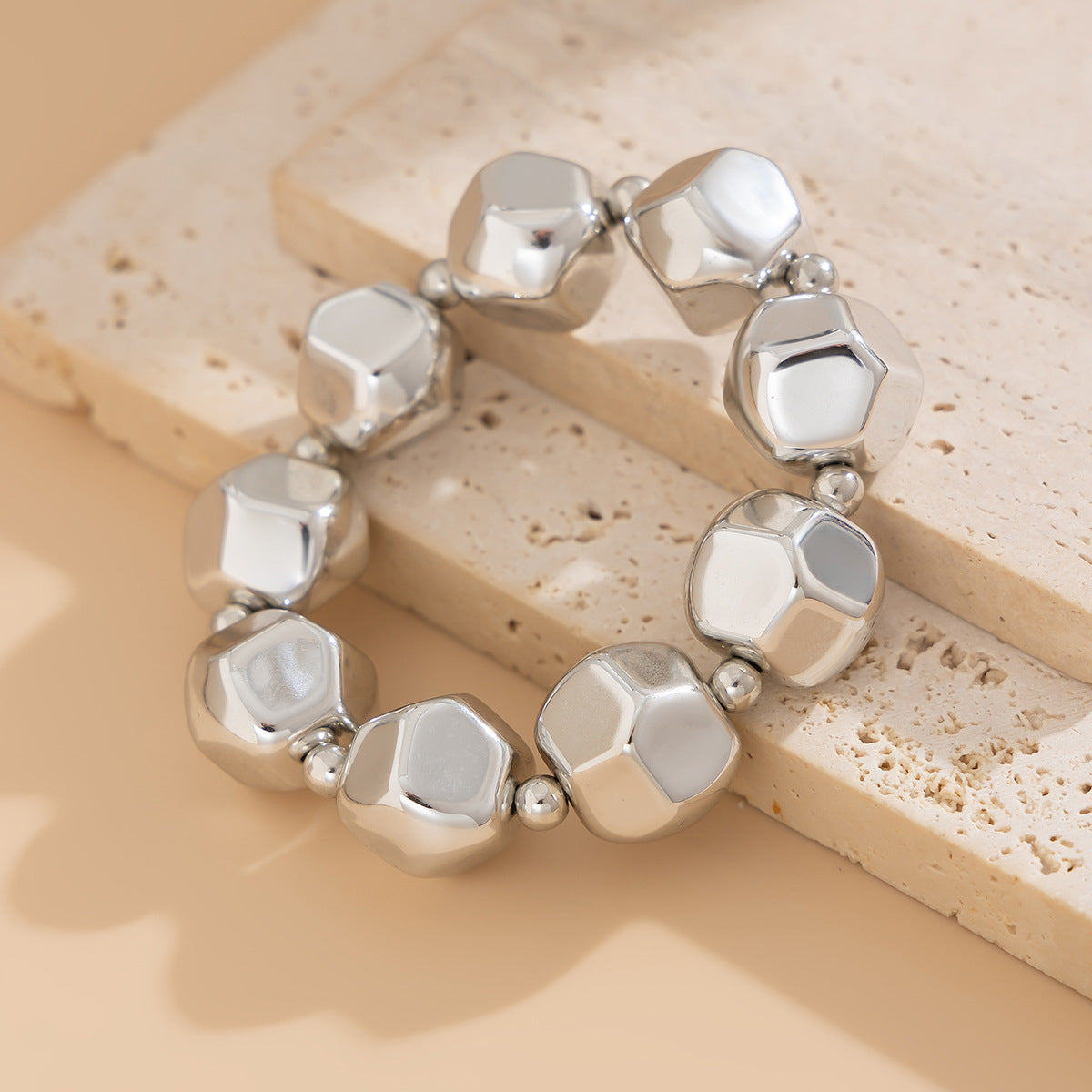 Chunky geometric bead bracelet with metallic shine - Nabsu