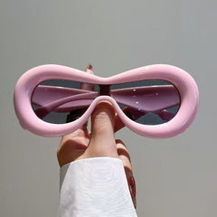 Futuristic Oval Frame Sunglasses with Bold Color Accents - Nildy