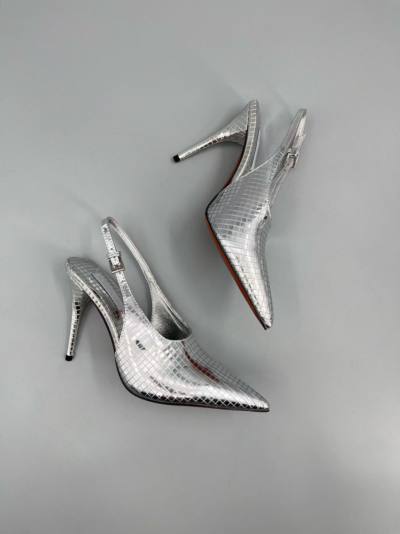 gold snakeskin slingback heels with pointed toe – VERA