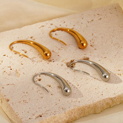 Teardrop hook earrings in polished gold and silver - Awama