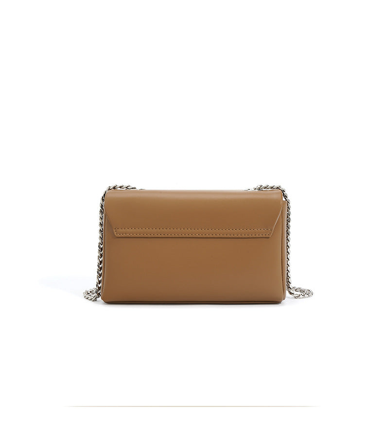 structured leather crossbody bag with flap and chain strap - NOZVA