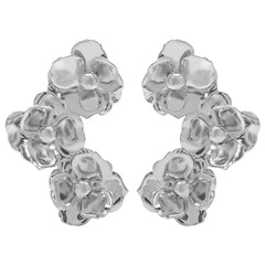 sculpted floral ear cuff in polished silver – ORCHIDÉE