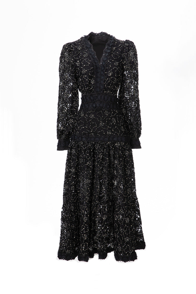 long-sleeve lace midi dress with scalloped neckline – Drance