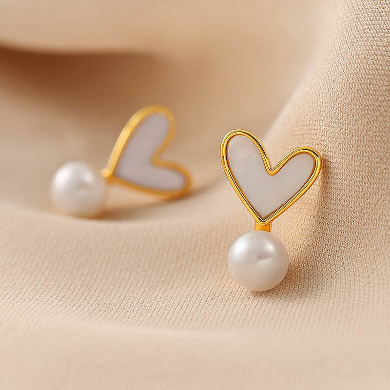 Heart-shaped stud earrings with pearl drop - Alkro