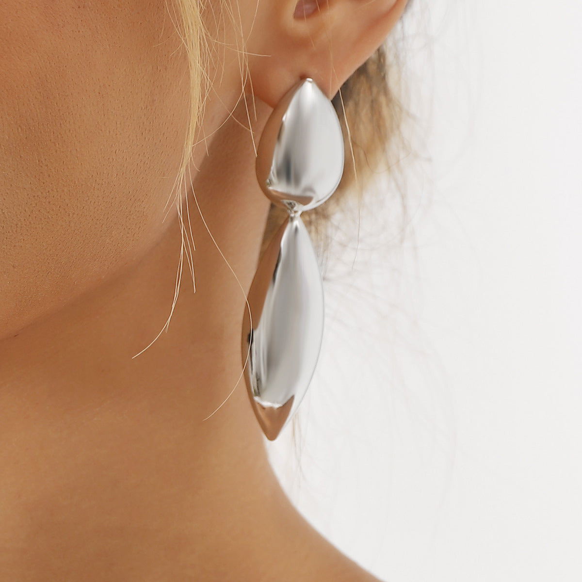 elongated teardrop earrings with mirror finish - LINAD