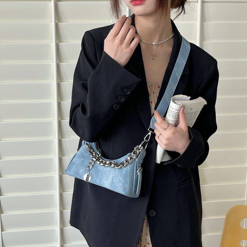 velvet baguette shoulder bag with silver chain detail – SIENNA