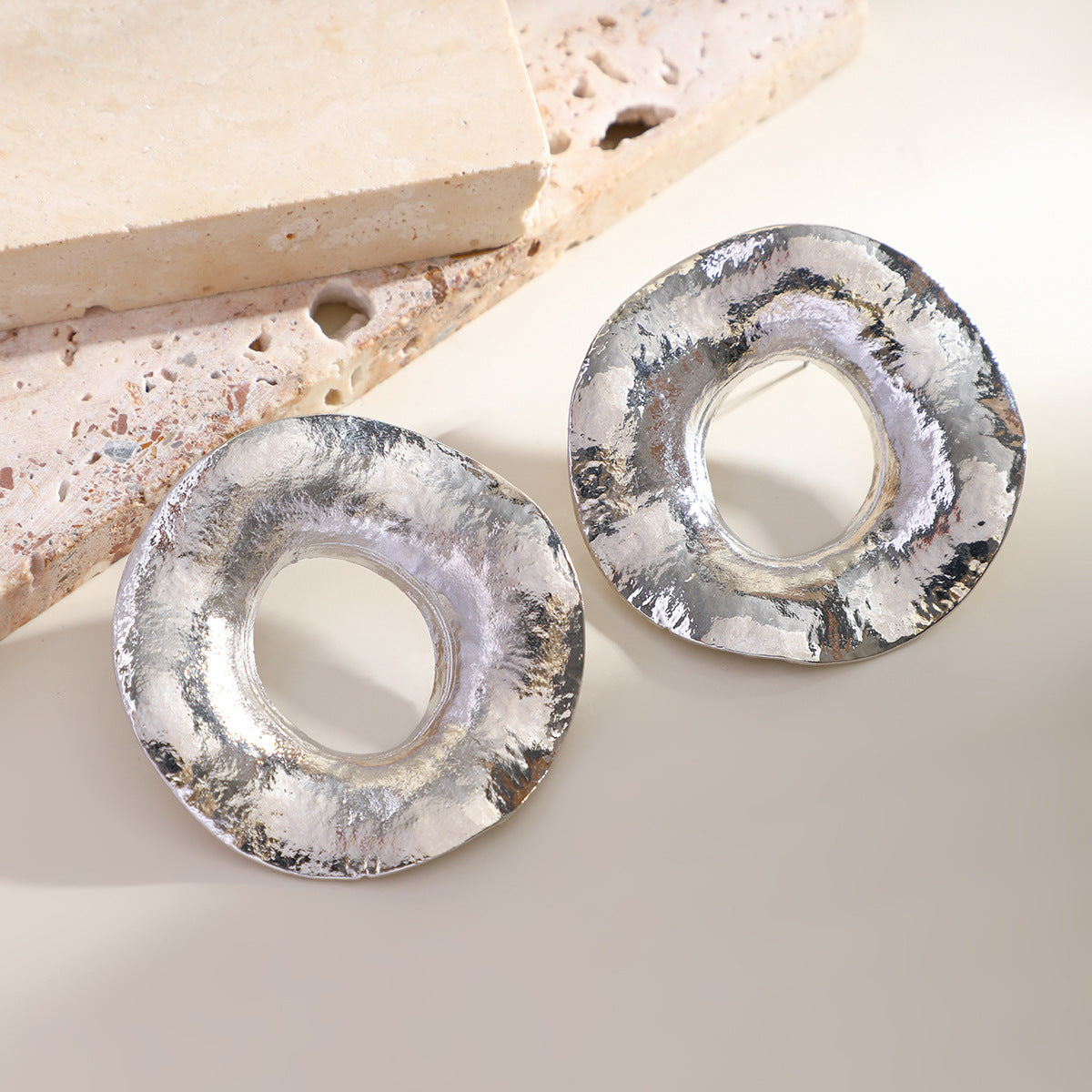 textured open disc earrings in antique silver – ARDENA