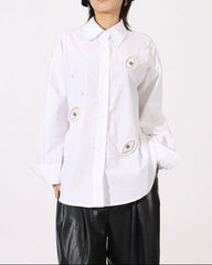 Oversized button-up shirt with embroidered eye patches - Elniru