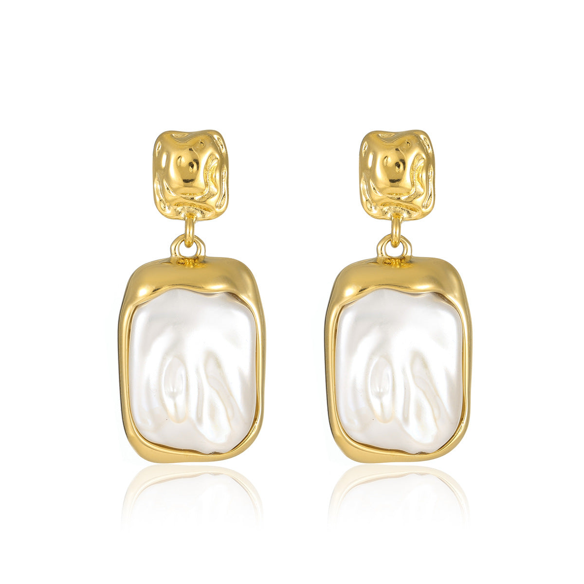 gold-framed irregular pearl drop earring – CELINE