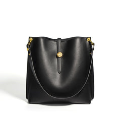 caramel shoulder bag with gold hardware – VERA