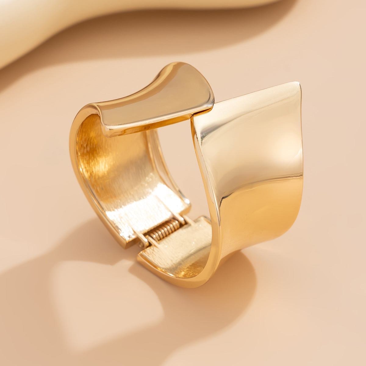 Irregular alloy bracelets - FANTM