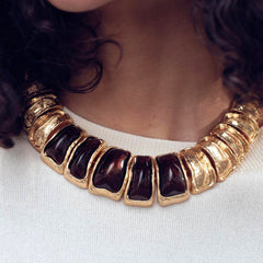 chunky textured collar necklace with brown resin stones – ZARIA