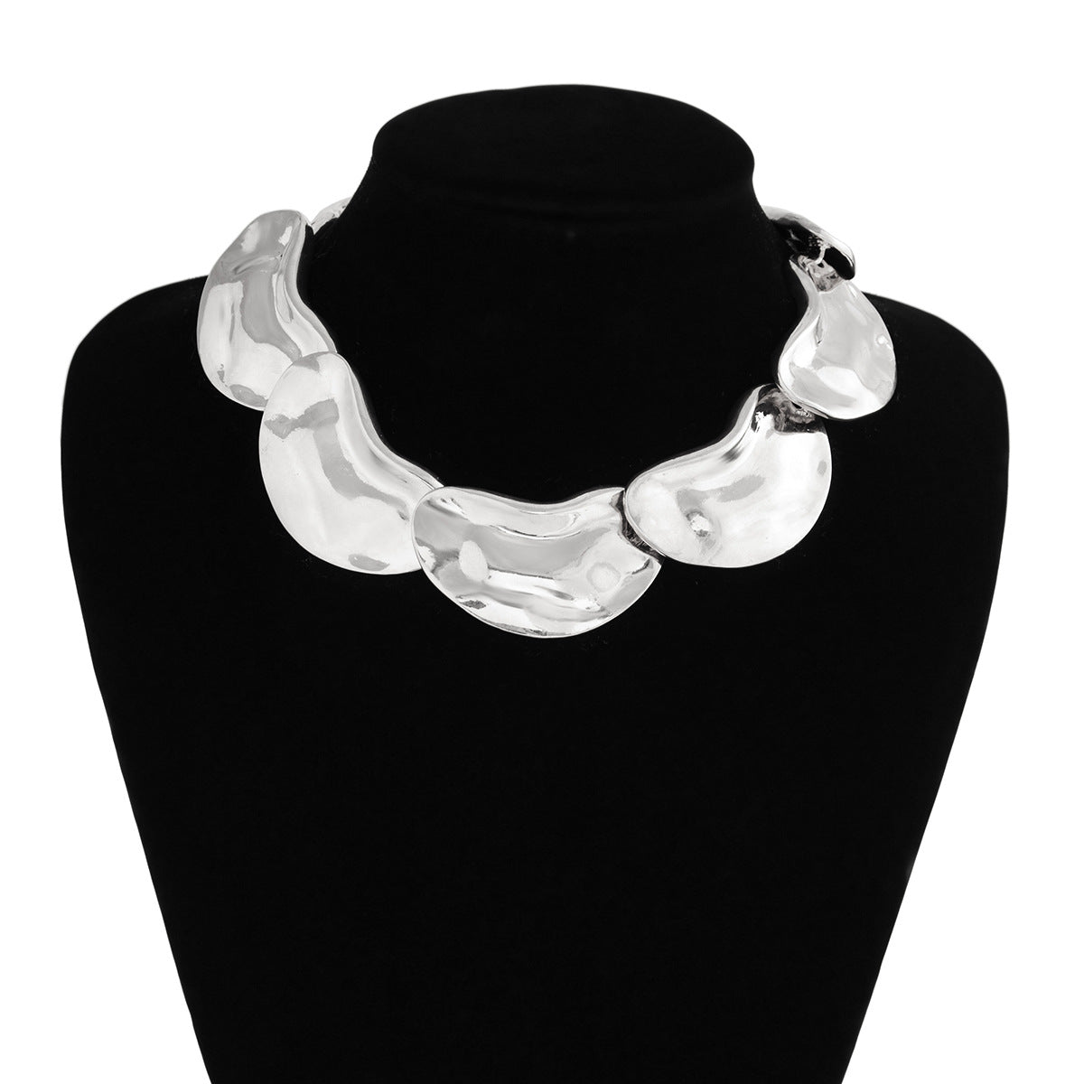 Wide bean-link statement necklace with metallic finish - Aongi