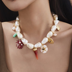 Irregular pearl necklace with ocean-themed charms – Colgi
