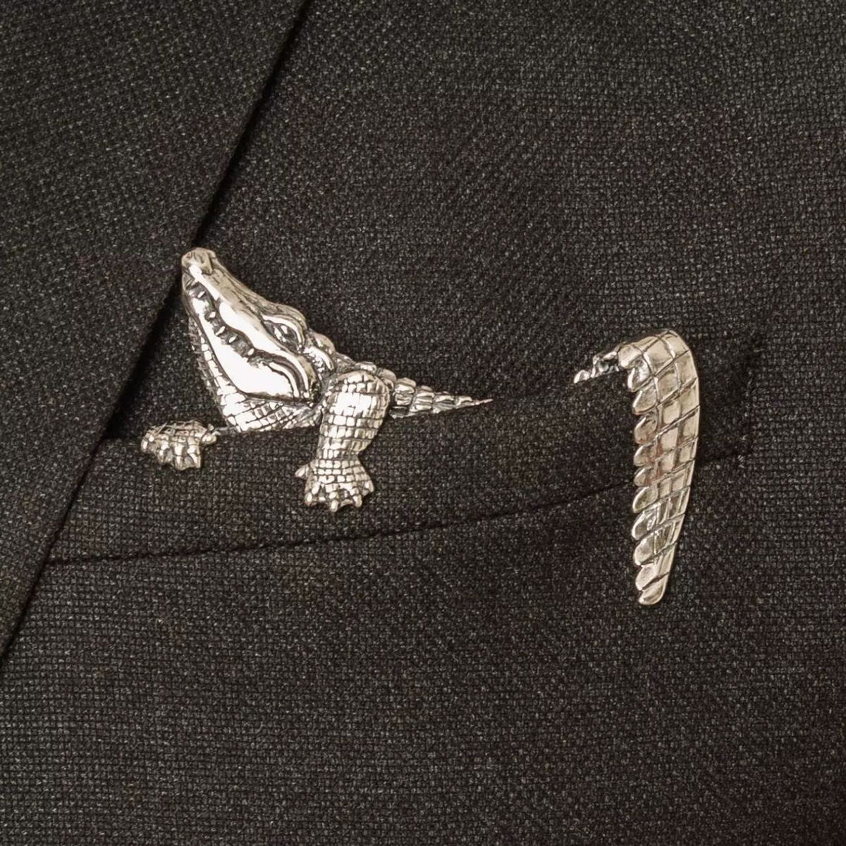 Animal Pin Decorative Shirt Clip - SOLDZ
