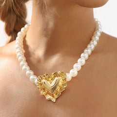 pearl beaded necklace with sculpted heart pendant - IRISWU