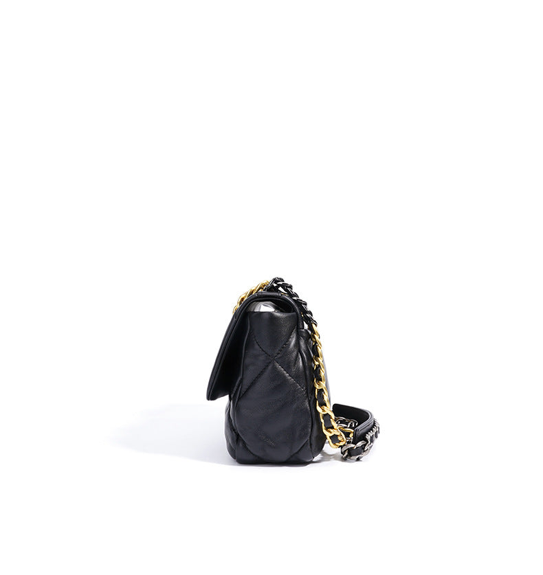 quilted leather chain shoulder bag – NOIA