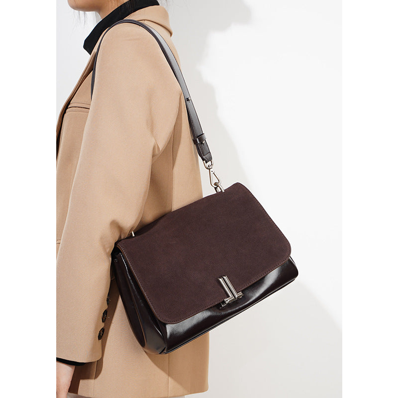suede flap shoulder bag with chain detail – LUXA