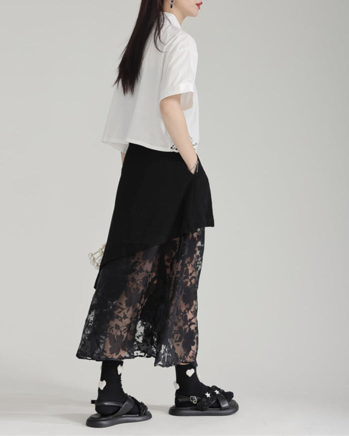 Short-sleeved shirt with lace hem - Cerna