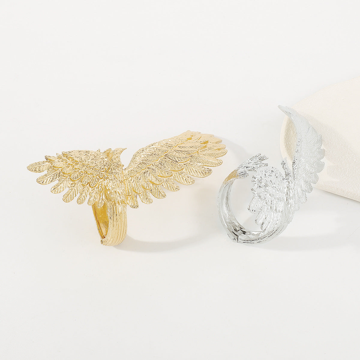 gold wing arm cuff – AURORA
