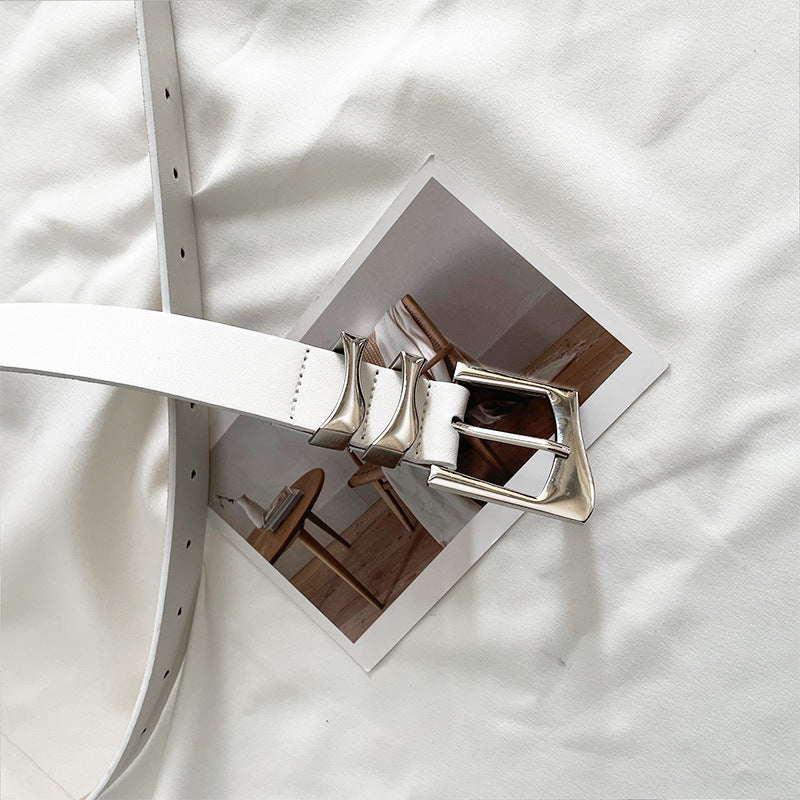 Women's belt with a distinctive design - ERLEN