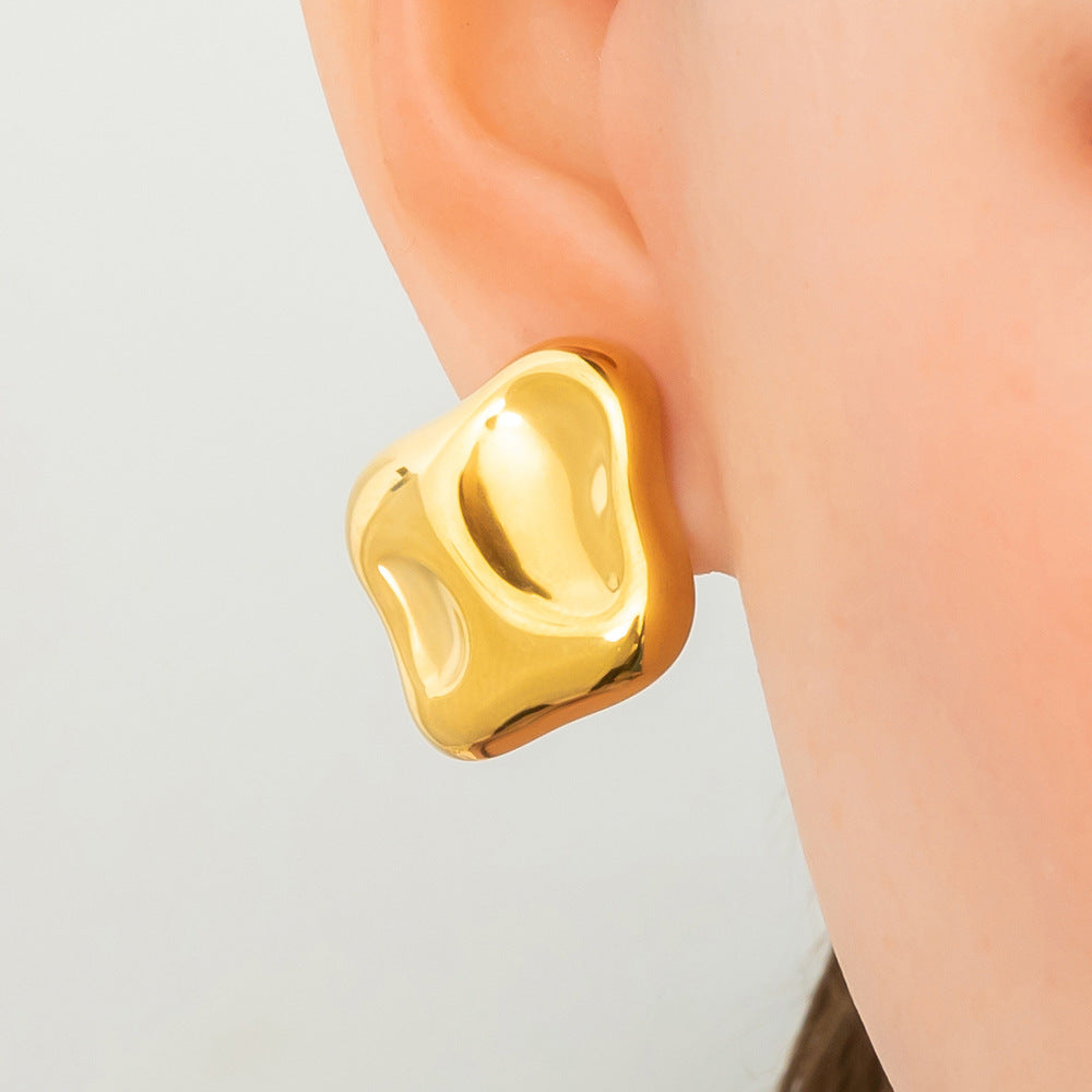 molten gold clip earrings with abstract pearl drops – ELARA