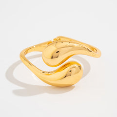 sculptural teardrop cuff bracelet in gold finish – ARIAV