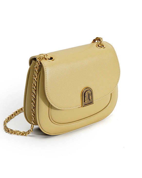 structured flap shoulder bag with chain strap - AURRA