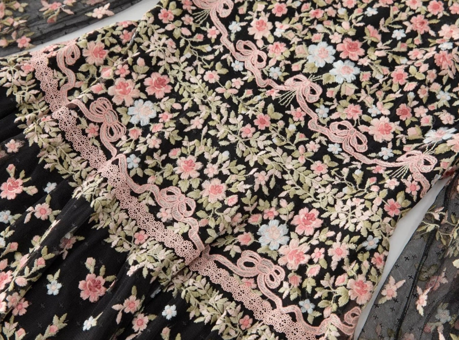 sheer embroidered tulle gown with floral motifs – Fikwesd