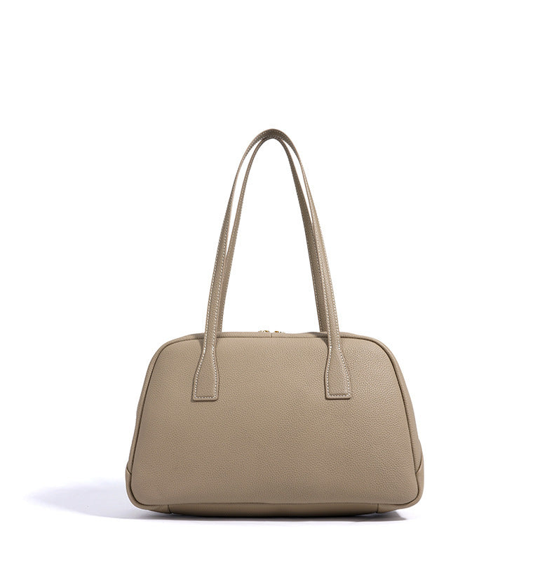 structured leather tote with contrast stitching – NOIX