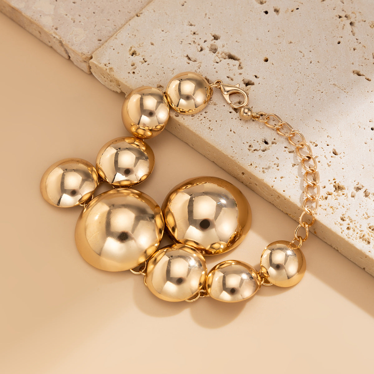 Chunky bubble bracelet with glossy finish - Suptra