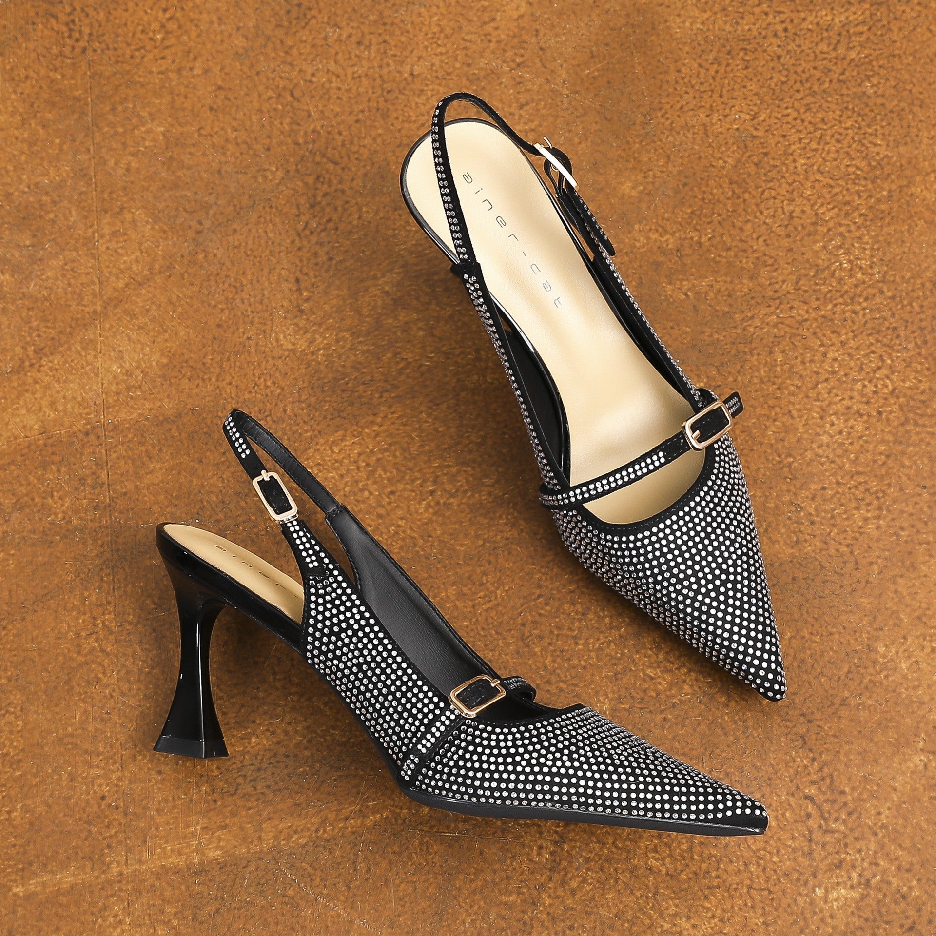 Crystal-Embellished Slingback Pumps with Sculpted Heel – SRNA