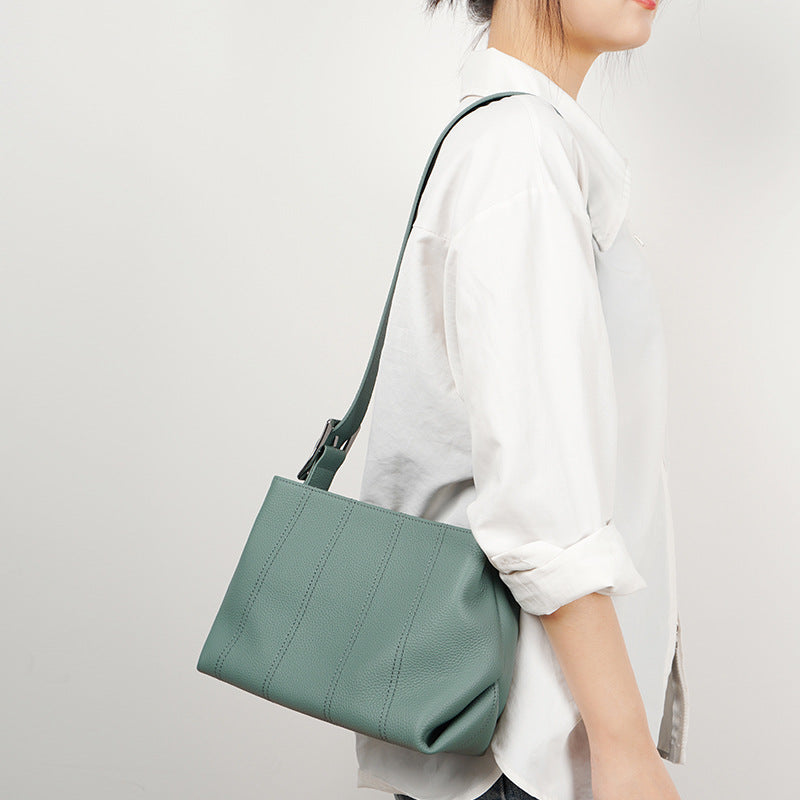 structured shoulder bag with vertical stitching - ORAS