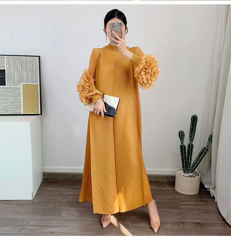 pleated maxi dress with floral cuff sleeves – Volen