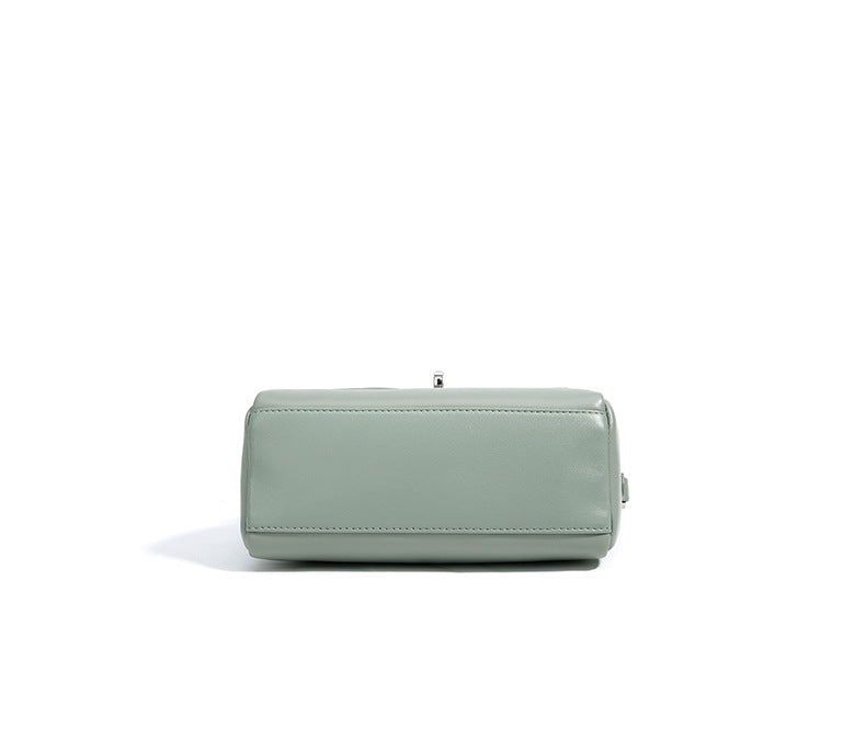 top-handle bag with silver clasp – MINT
