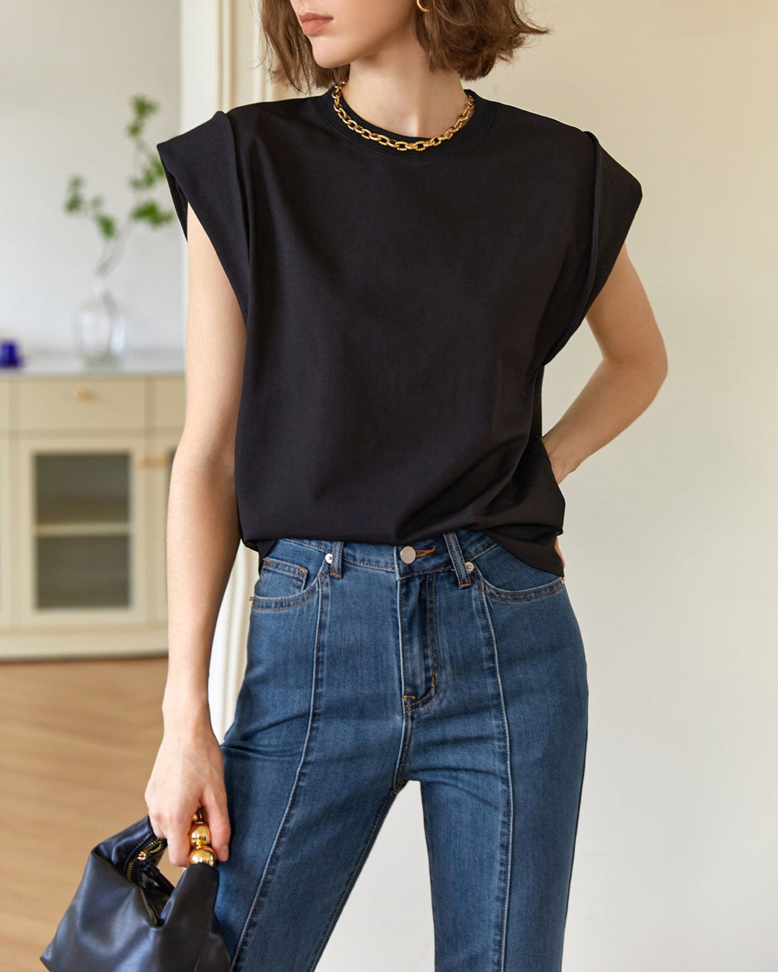 Sleeveless cotton blouse with shoulder pads - Cundi