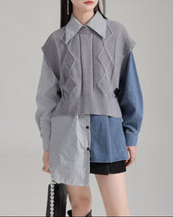 Sleeveless knitted vest over a denim shirt - Duxy