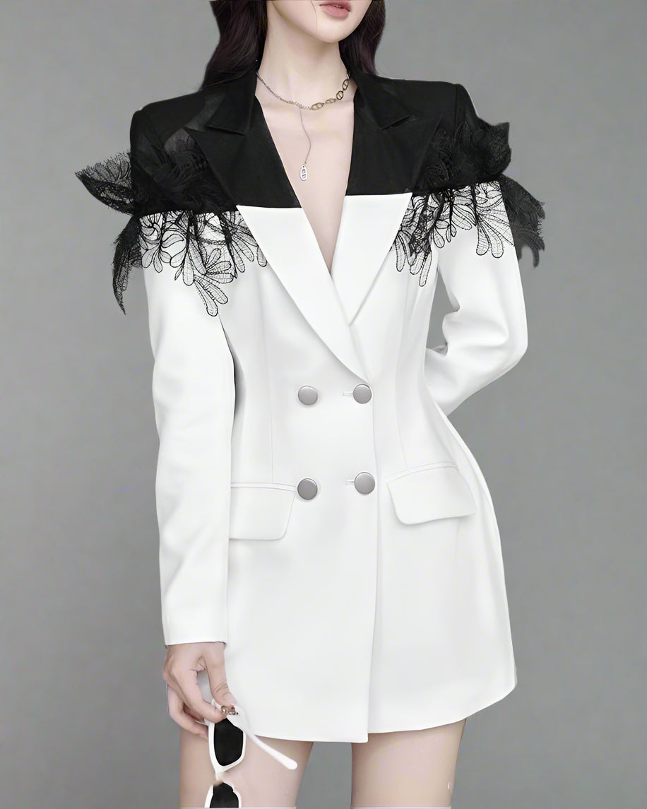 Double-breasted blazer with lace shoulder detail - Elitu
