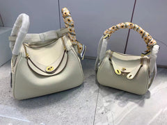 top-handle flap bag with soft grain leather finish - LÉTA