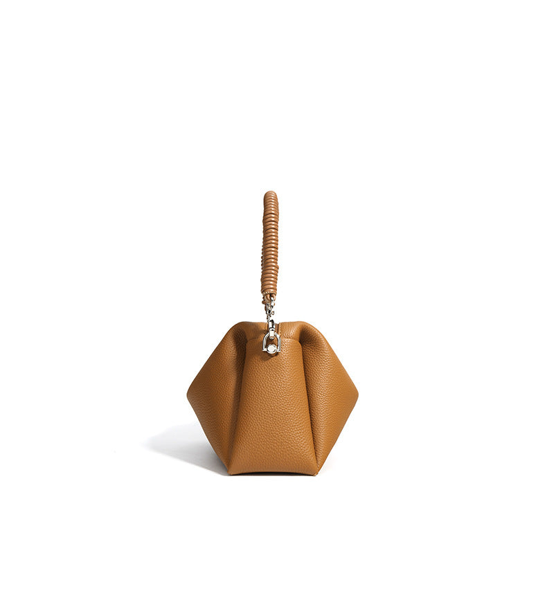 geometric leather handbag with coiled handle – SIENNA