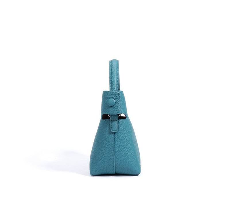 top-handle bucket bag with turn-lock clasp – AZURE