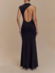 Sleeveless fitted gown with high neckline – Inary